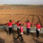 دبكة على حدود غزة 