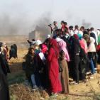 صور - اصابة عشرات النساء اثر قمع الاحتلال مسيرة شرق غزة