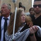 استقبال الطفلة عهد التميمي ووالدتها في منزلهما ببلدة النبي صالح