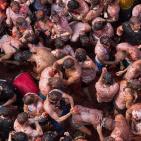 بالفيديو والصور- 