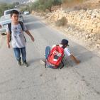 كسر قرار إغلاق مدرسة الساوية جنوب نابلس