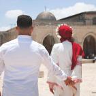 عقد قران شاب وفتاة فلسطينيين في رحاب مسجد الأقصى المبارك