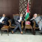 وفود الفصائل تبدأ بالمغادرة إلى القاهرة لاستكمال الحوارات