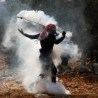 إصابات بالرصاص والاختناق بمواجهات مع الاحتلال في بيت دجن وبيتا