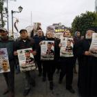 صور: فعاليات إسنادية للأسير ناصر أبو حميد في رام الله ونابلس