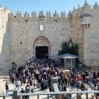 شاهد: الاحتلال يقمع المواطنين في باب العامود بالقدس 