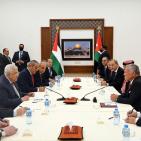 بالصور: تفاصيل لقاء الرئيس عباس مع العاهل الأردني 
