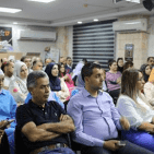 قدورة فارس يجتمع بكادر وموظفي هيئة الأسرى