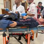 بالصور: إصابة مسعفين وصحفيين في هجوم للمستوطنين في بيتا