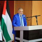 الجامعة العربية الأمريكية تنظم مراسم ارتداء المريول الأبيض لطلبتها في كلية الأسنان