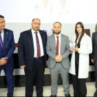 الجامعة العربية الأمريكية تنظم مراسم ارتداء المريول الأبيض لطلبتها في كلية الأسنان