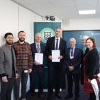 كلية الطب في الجامعة العربية الأمريكية تواصل حضورها الدولي بجولة عمل في جامعات بريطانية مرموقة