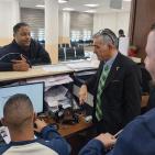 بالصور| حمدان يتفقد معبر الكرامة ويبحث سبل الارتقاء بالخدمات