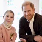 بالصور: الأمير هاري وزوجته ميجان يزوران أطفال غزة في مستشفى بالأردن