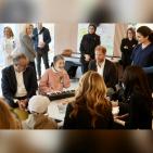 بالصور: الأمير هاري وزوجته ميجان يزوران أطفال غزة في مستشفى بالأردن