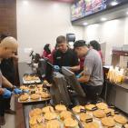 إفتتاح أولى مطاعم 