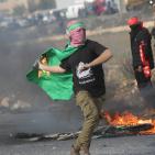 مواجهات بين طلاب جامعة بيرزيت وقوات الاحتلال على المدخل الشمالي لمدينة البيرة 