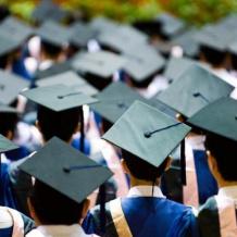 "التعليم العالي" تعلن عن منح دراسية بمجال الطب في كوبا