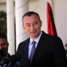 مصادر تكشف عن تفاصيل رد الفصائل على ملادينوف بشأن اتفاق غزة