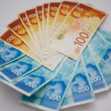 تحليل | فاتورة الأجور تبتلع 73٪ من الميزانية الفلسطينية