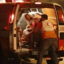 مستوطنون يصيبون مواطنا ويهدمون جدار منزل في بيتا جنوب نابلس