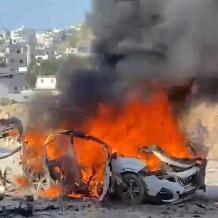 4 شهداء في غارة للاحتلال استهدفت مركبة عند الحدود اللبنانية السورية