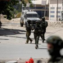 الاحتلال يقتحم أريحا بخمس مدرعات