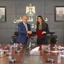 وزارة العمل ومركز العمل التنموي/ معا يوقعان مذكرة تفاهم لتعزيز التشغيل وتمكين الشباب والنساء