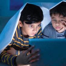 خاص| الابتزاز الإلكتروني للأطفال… خطر صامت يبدأ من الألعاب ويهدد الأسر