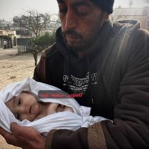 وفاة رضيع نتيجة البرد القارس جنوبي قطاع غزة