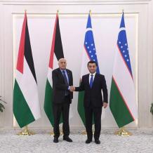 وزير خارجية أوزبكستان يستقبل الفريق الرجوب