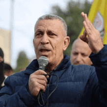 قلقيلية: الاحتلال يعتقل مدير هيئة مقاومة الجدار والاستيطان