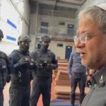 بن غفير يقتحم سجن "عوفر" ويهدد الأسرى