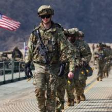 الغارديان: إدارة ترمب تخطط لبناء قاعدة عسكرية تضم 5000 جندي في غزة