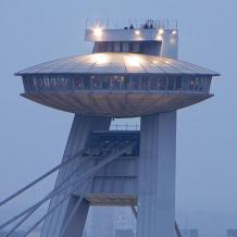 ترامب يوجه بكشف ملفات الكائنات الفضائية والأجسام الطائرة