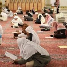 دليل العبادة في العشر الأواخر: 5 أعمال لو فعلتها قد تدرك بها ليلة القدر