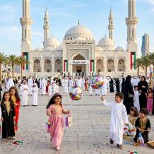 وقت صلاة عيد الفطر 1447 هـ - 2026 م في مساجد الكويت وأماكن الصلاة الرسمية