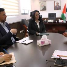 وزيرة التنمية الاجتماعية تبحث مع القنصل الإيطالي سبل تعزيز التعاون