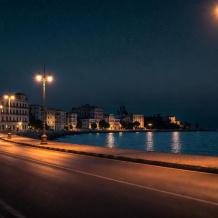 قائمة الأنشطة والمحلات التي لن تغلق أبوابها الليلة.. 7 أماكن تعمل 24 ساعة في مصر رغم قرارات الغلق