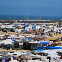 إصابتان برصاص بحرية الاحتلال في مواصي خان يونس