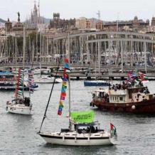 “أسطول الصمود العالمي” ينطلق من برشلونة نحو غزة لكسر الحصار وسط دعم شعبي وانتقادات دولية