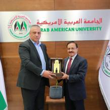 اللواء ناصر البوريني يزور الجامعة العربية الأمريكية
