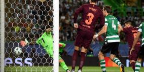 برشلونة يحظى بسجل غير مسبوق من هدايا الخصوم