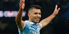 أغويرو يتعرض لحادث سيارة