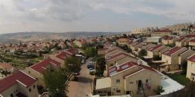 حكم إسرائيلي بمنع إخلاء بؤرة استيطانية أقيمت على أراض خاصة شرق رام الله