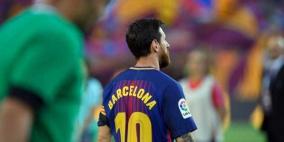 ميسي يسجل رباعية في إيبار