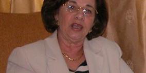 الجامعة 'اللبنانية الأمريكية' تمنح الوزيرة العلمي جائزة الخدمات الإنسانية