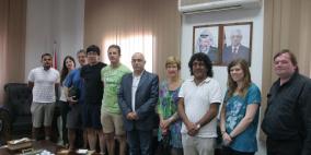 قلقيلية : الخندقجي يلتقي وفدا أوروبيا