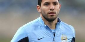 برشلونة لا يفكر في صفقات جديدة وينفي التفاوض مع أجويرو