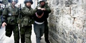 الاحتلال يعتقل طالبا من باحات الأقصى